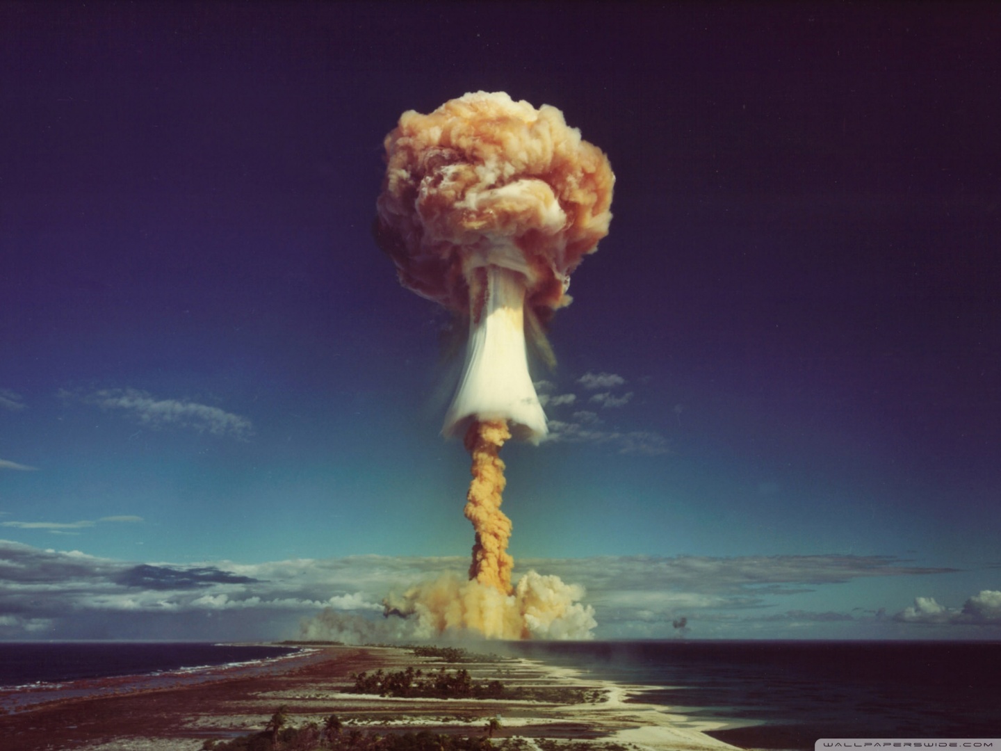 Atom bomb wallpaper