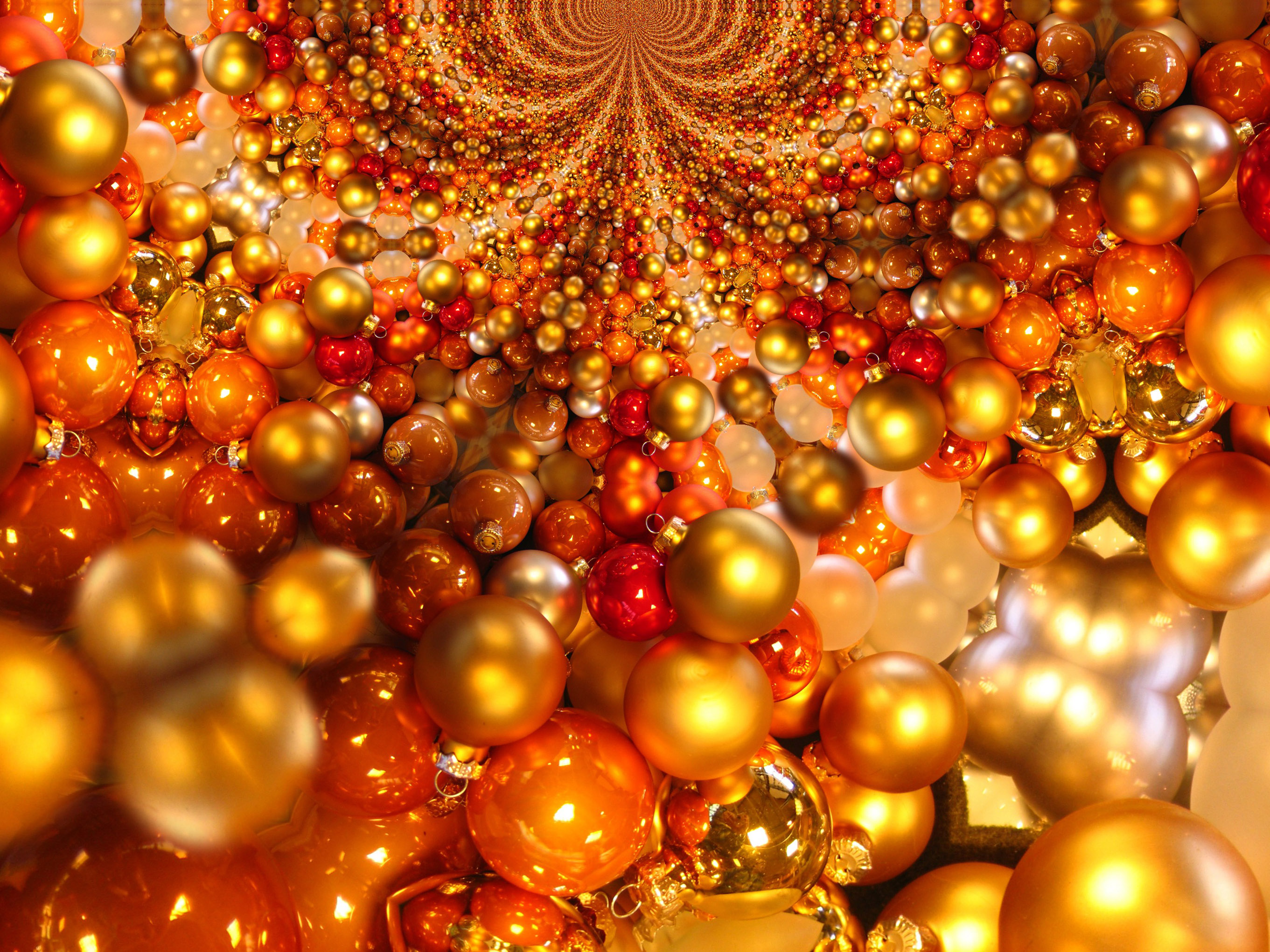 20 Great Ball or Bauble Themed Free Christmas Wallpaper or