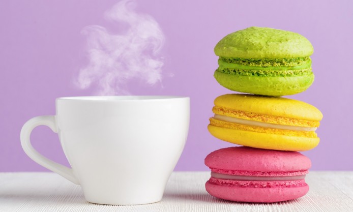 Colorful macaroons wallpapers