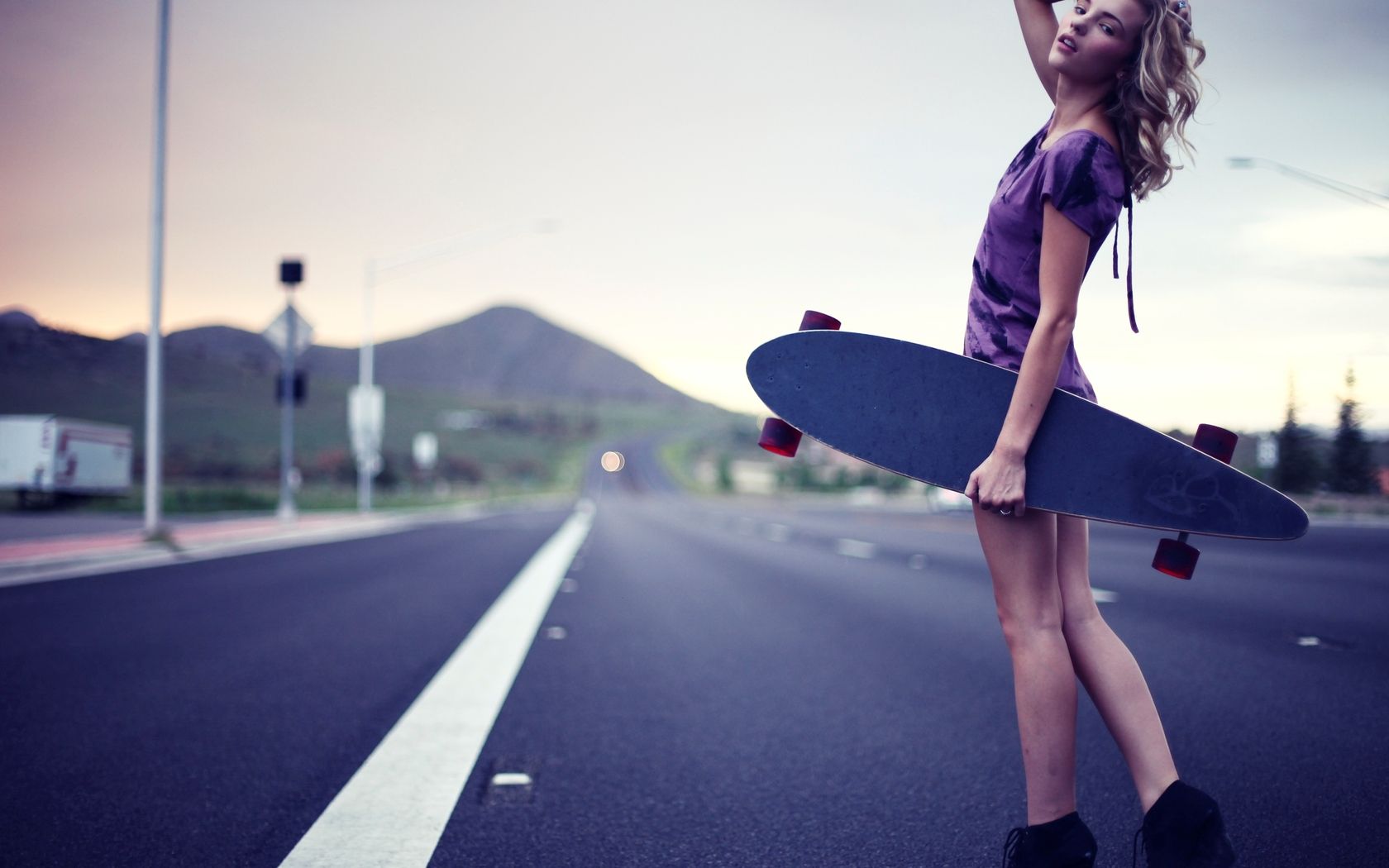 Girl skateboard wallpaper