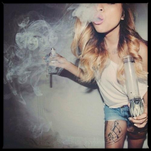 Stoner Girls Live Wallpaper HD - Android Apps on Google Play
