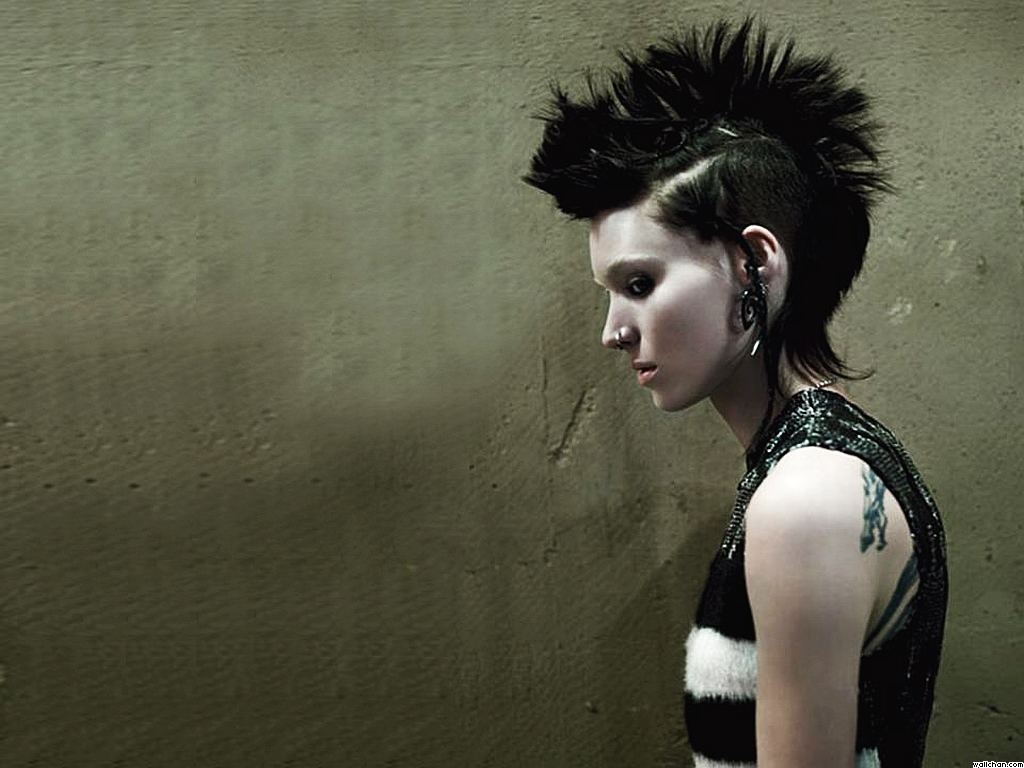 Girl with the dragon tattoo wallpaper