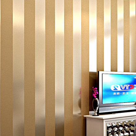 Gold stripe wallpaper