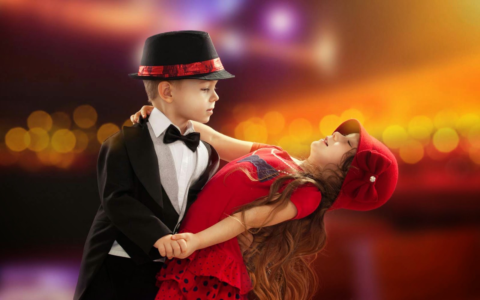 Cute Child Couple Wallpapers : Find best latest Cute Child Couple