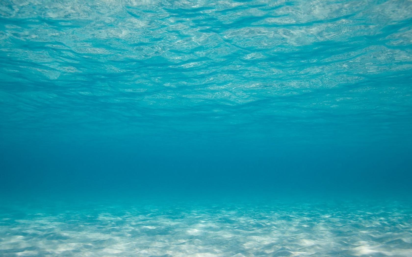 Wallpaper under water