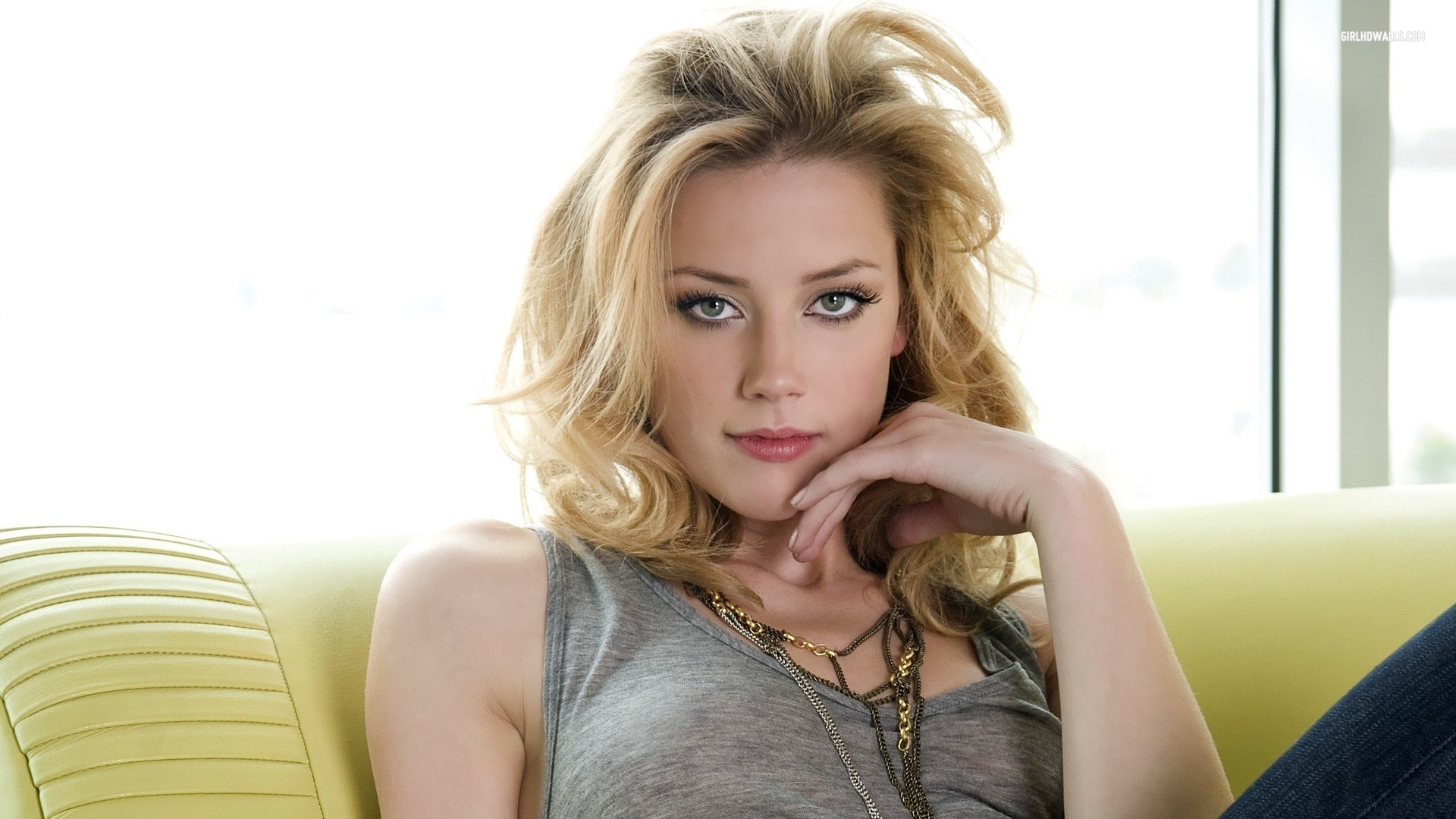 Amber Heard Hot Wallpapers Group (51+)