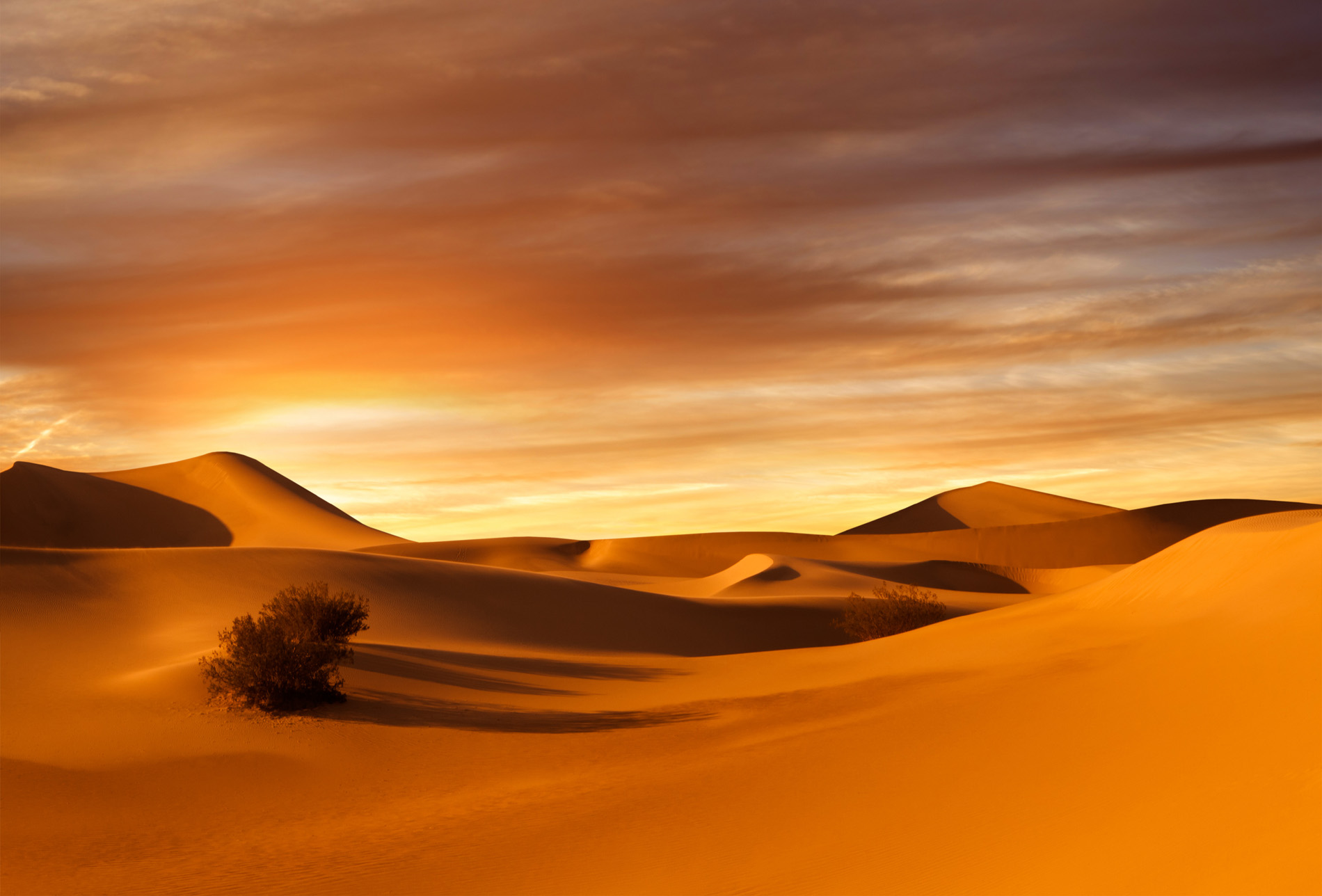 Evening sunset clouds desert scenery 52476 - World Wallpapers