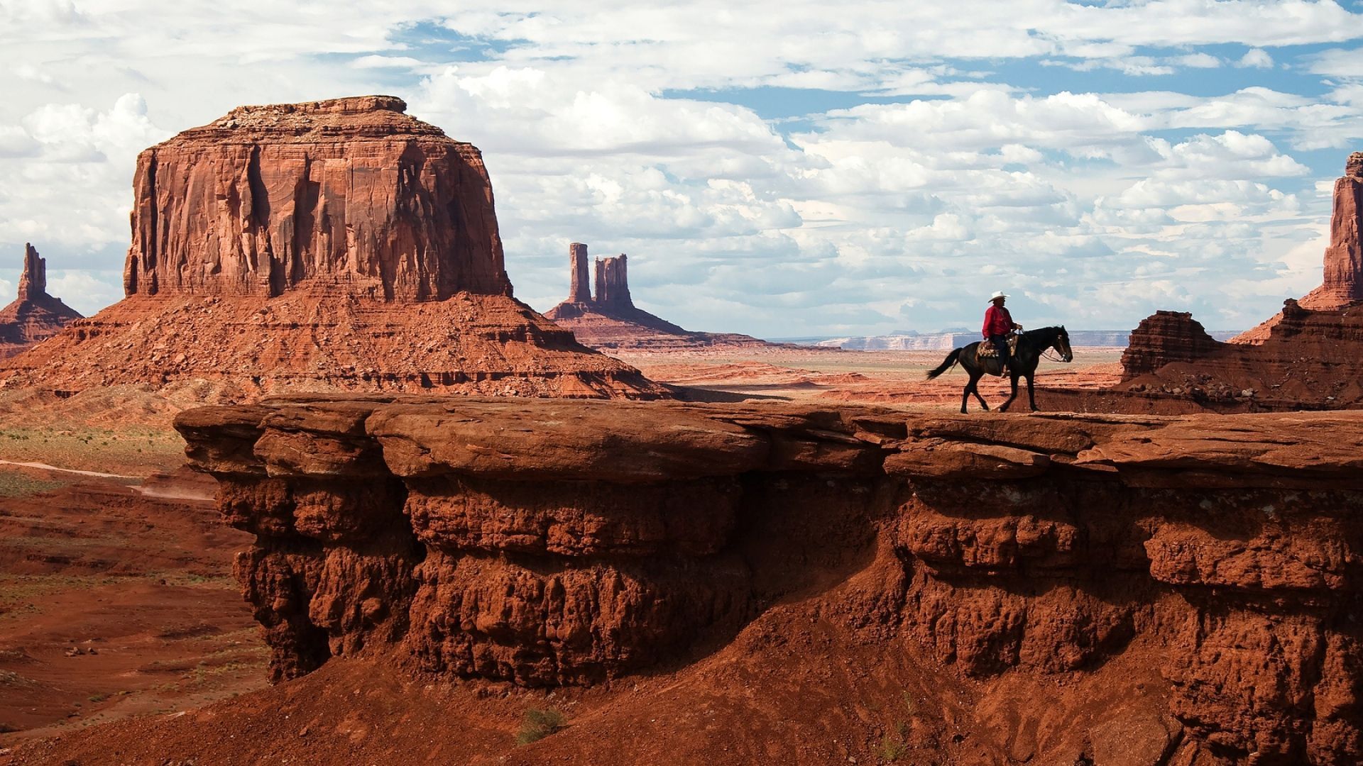 Wild West Wallpapers Group (55+)