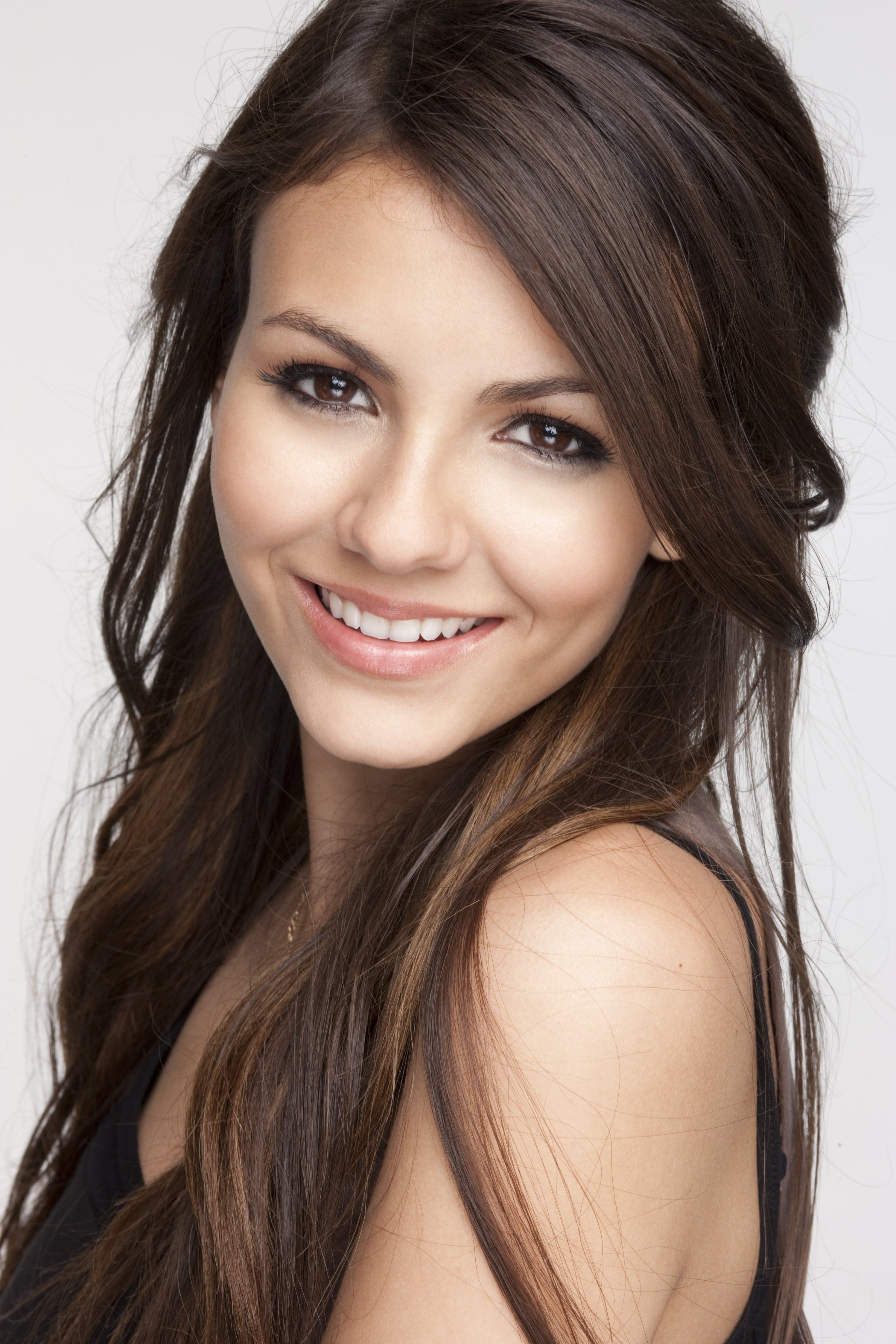 10+ images about Victoria justice on Pinterest | Ariana grande